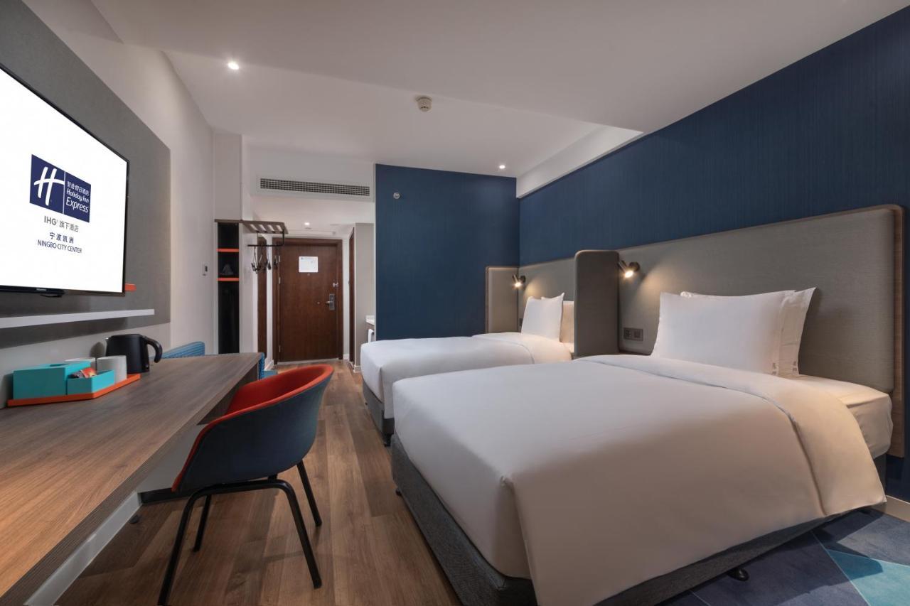 Holiday Inn Express Ningbo City Center By Ihg Zewnętrze zdjęcie